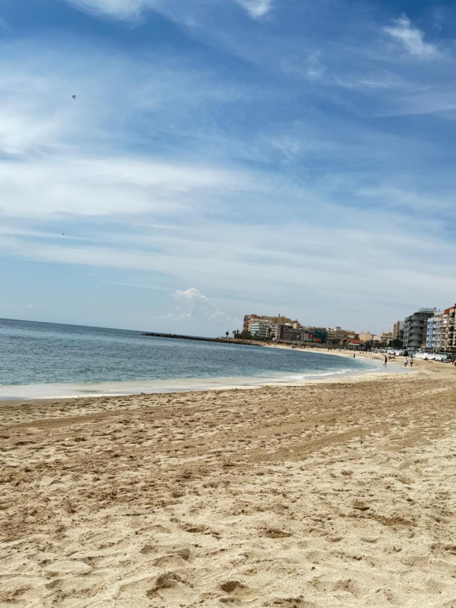 Beach Apartament In Torrevieja Kültér fotó